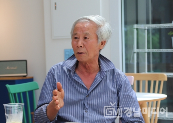 정종조(72) 고성 만화방초 대표는 “이제 국내를 넘어 수국의 본산인 일본과 경쟁해 나갈 것”이라고 강조했다.
